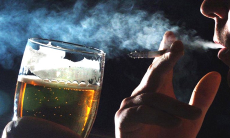 nguyen-nhan-gay-dau-cuong-bao-tu Nghiện rượu bia và thuốc lá sẽ khiến bạn có nguy cơ bị đau cuống bao tử